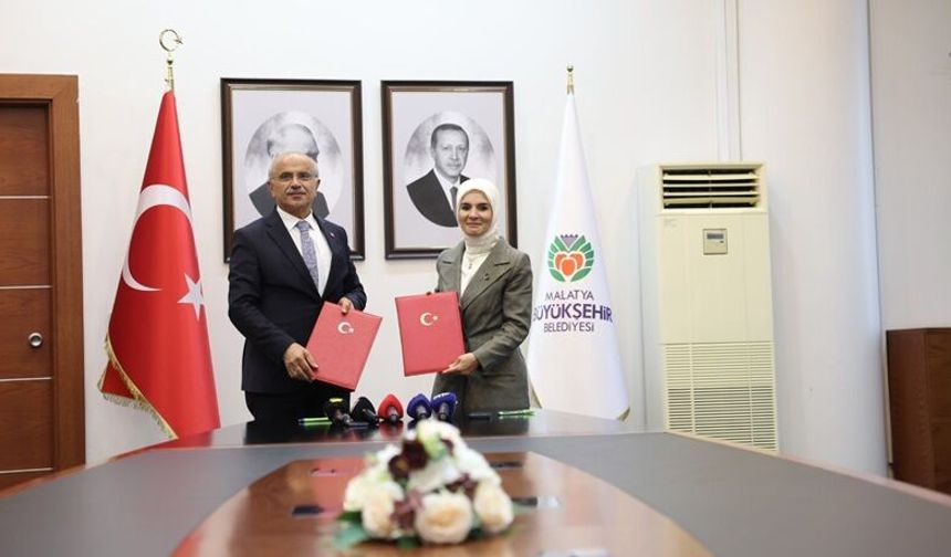 Malatya Büyükşehir Belediyesi'nden Tarihi Protokol: Engelsiz Yaşam Merkezi Geliyor!