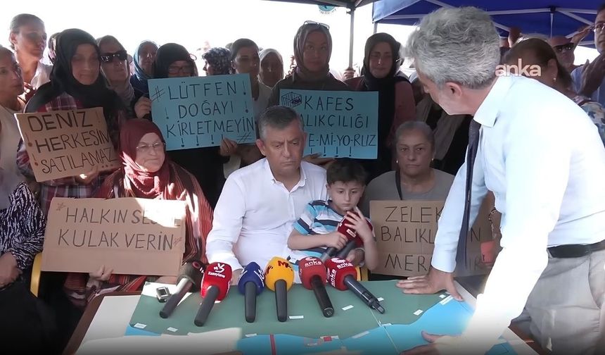 Rize’de Kafes Balıkçılığı Krizi: Özgür Özel Kadın Balıkçılarla Bir Araya Geldi