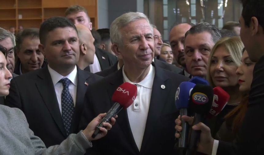 Mansur Yavaş’tan Parti Değiştiren Belediye Başkanlarına Sandık Göndermesi