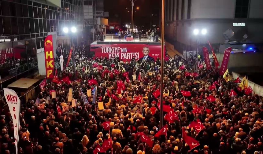YENİ Parti Lideri Özgür Özel’den Halk TV Kararına Sert Tepki: "Bu Dört Başı Mamur Bir Darbedir!"