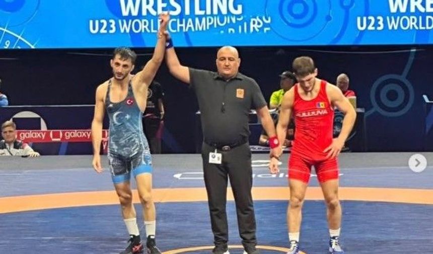 Malatyalı Milli Güreşçi Servet Angi U23 Dünya Şampiyonası'nda Bronz Madalya Kazandı!
