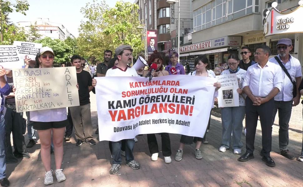 Yanan Fabrikadan Yükselen Çığlık: “Daha Kalabalık Olabilirdik Eğer Yaşasalardı!”