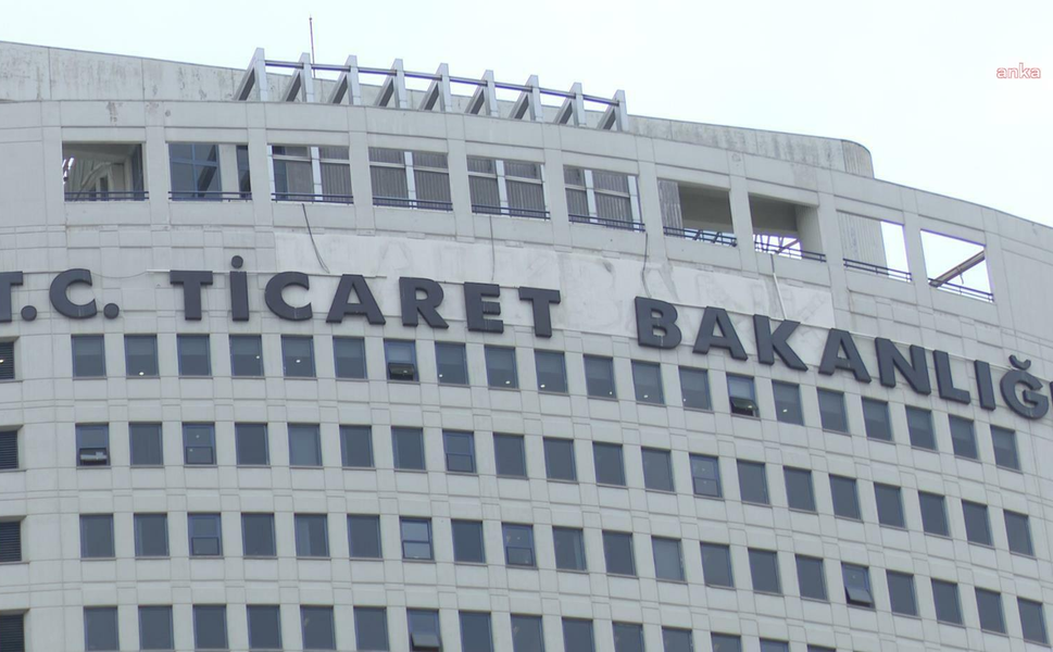 Ticaret Bakanlığı'ndan Kaçakçılığa Dev Darbe: 7 Ayda 71,9 Milyar Liralık Rekor Yakalama!