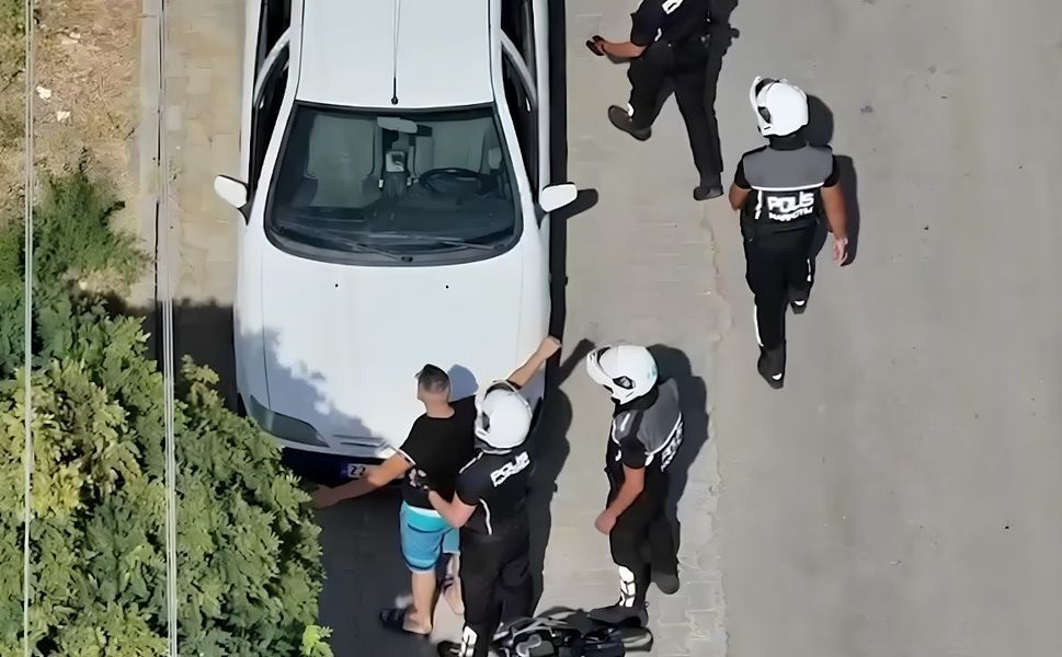 71 İlde Dev Uyuşturucu Operasyonu: Tonlarca Madde Ele Geçirildi, Çok Sayıda Tutuklama var!