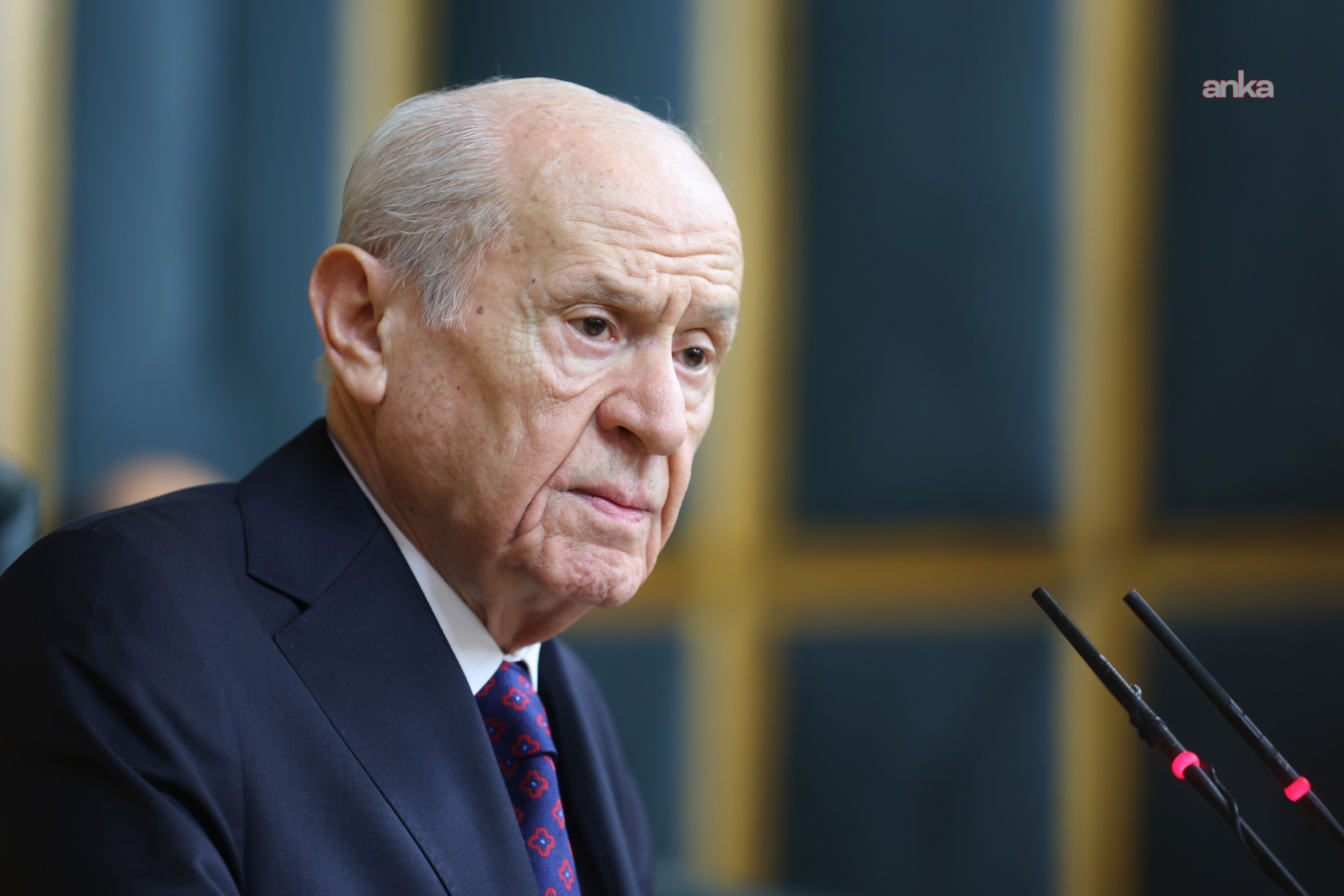 Bahçeli’den Ankara’yı Sallayacak "Fiziki Mücadele" Çıkışı: "Ergen Devrimciliği Ne CHP’ye Ne Türkiye’ye Yarar!"