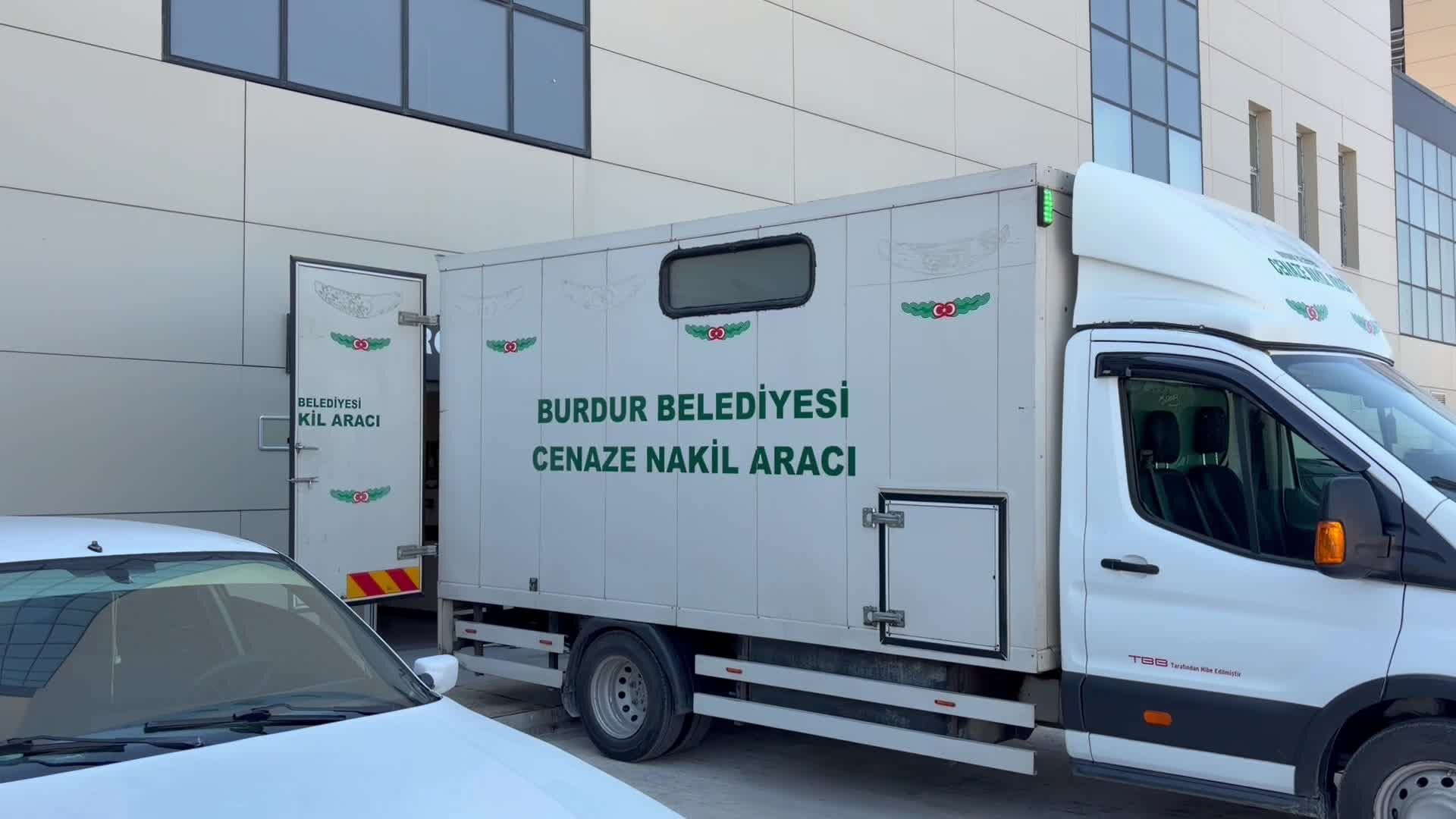 8 Yaşındaki Ela’nın Ölümünde Kahreden Anestezi Şüphesi: Diş Koltuğunda Kalbi Durdu!