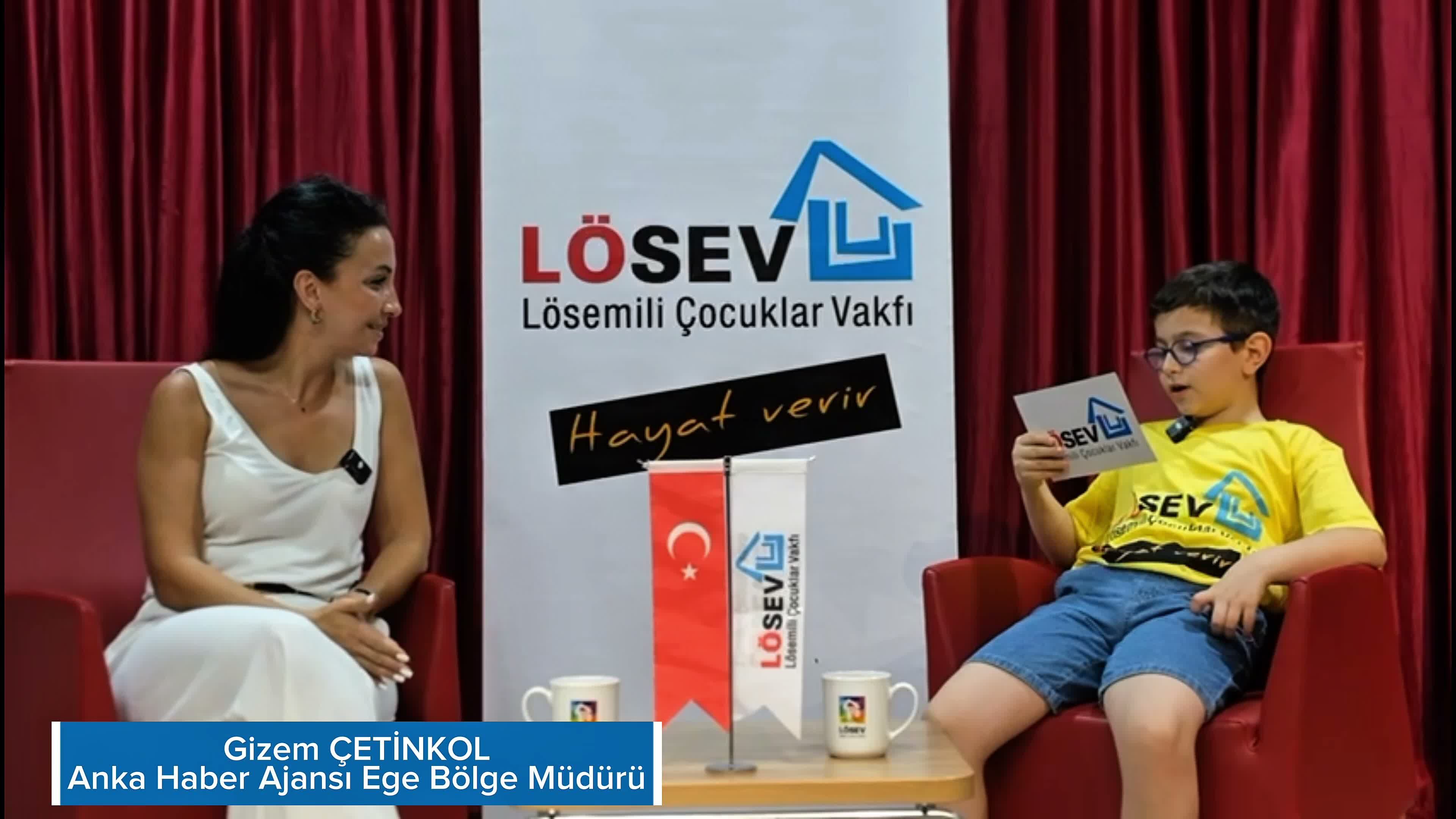 LÖSEV'li Minikler Sordu, Usta Gazeteciler Yanıtladı! İzmir'de Unutulmaz Basın Bayramı Buluşması