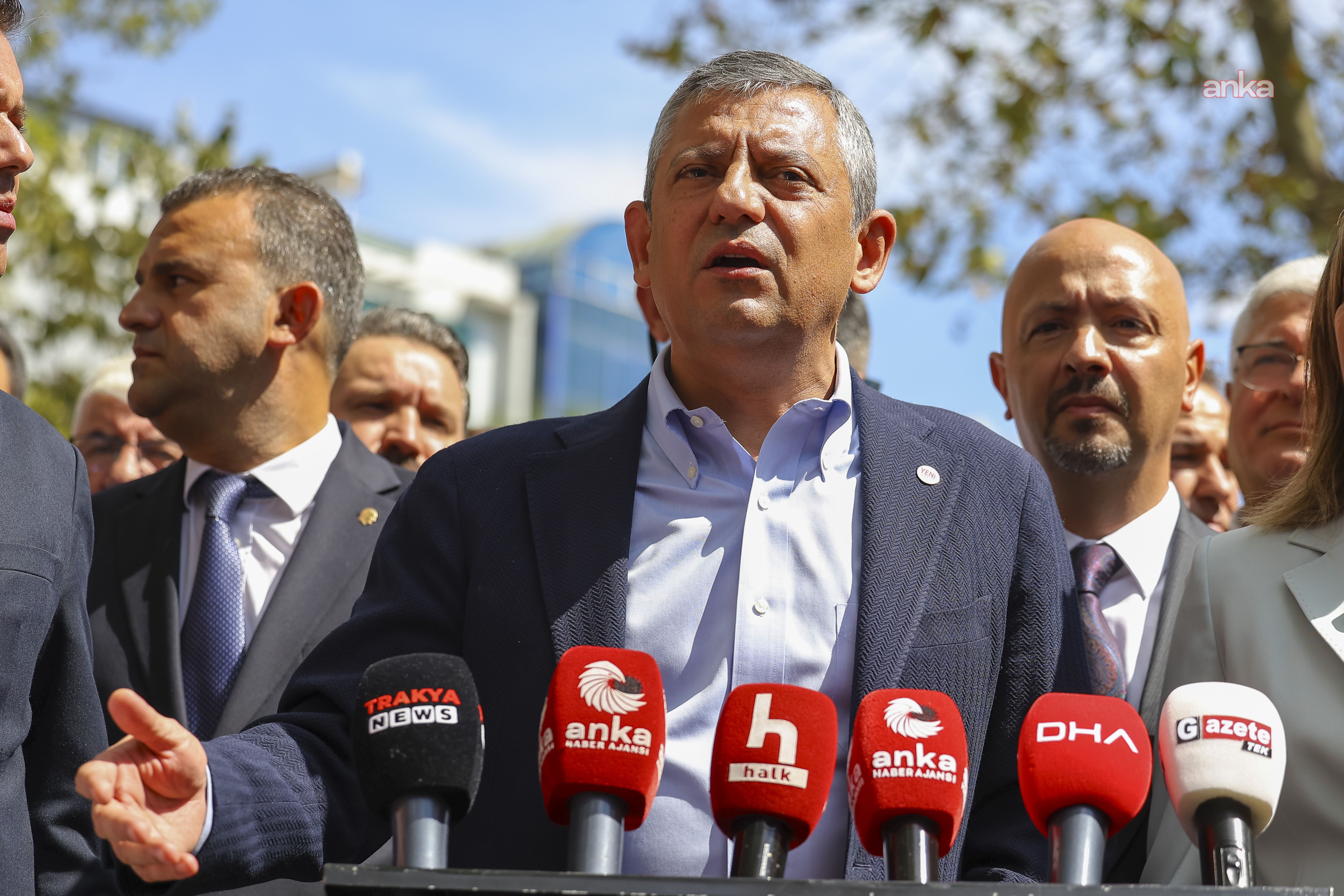 Özgür Özel’den AB Başkanı von der Leyen’e Libya Tepkisi: "Kibirli Tutumunuzun Karşısında Duracağız"